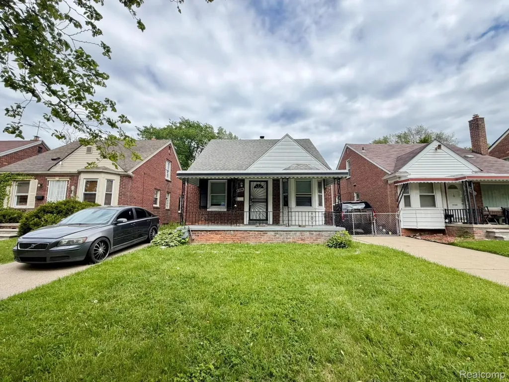 11696 Glastonbury Avenue Detroit City MI 48228