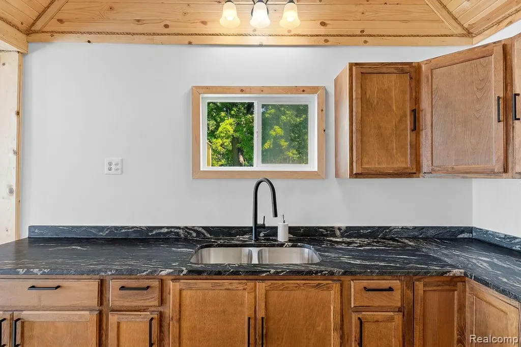 6256 Turner Road Flushing Charter Township MI 48433