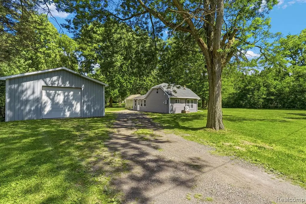 6256 Turner Road Flushing Charter Township MI 48433