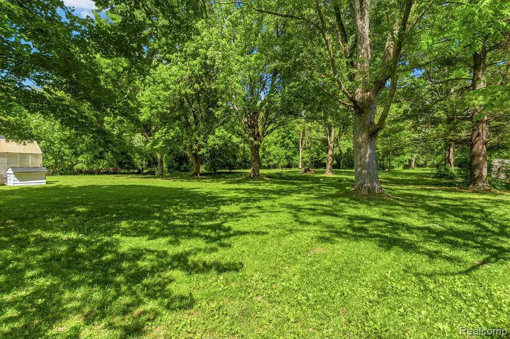 6256 Turner Road Flushing Charter Township MI 48433