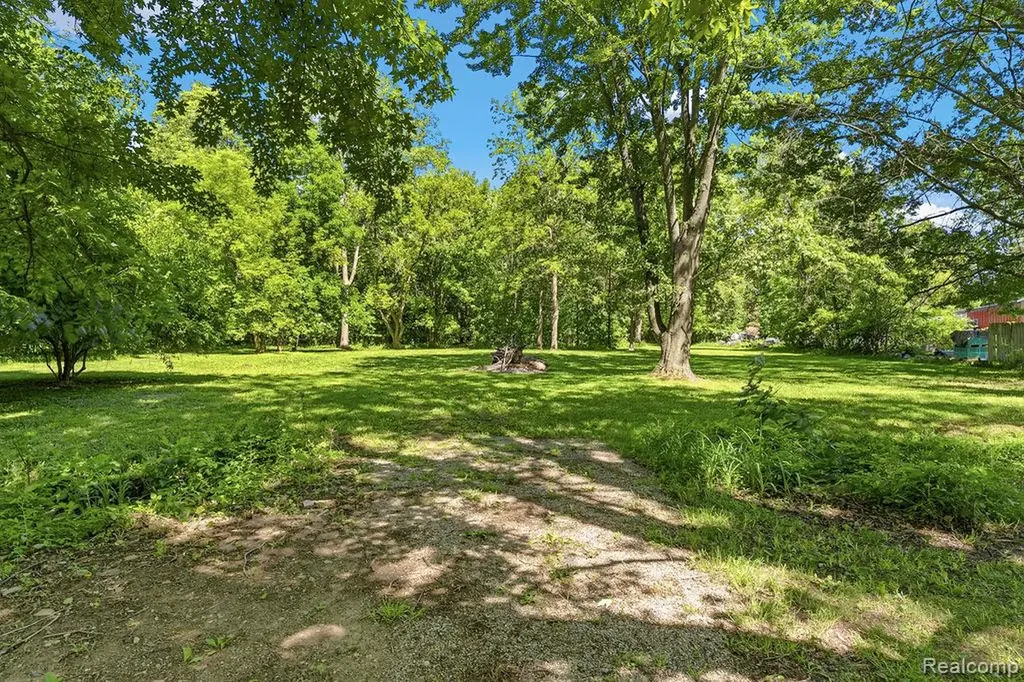 6256 Turner Road Flushing Charter Township MI 48433