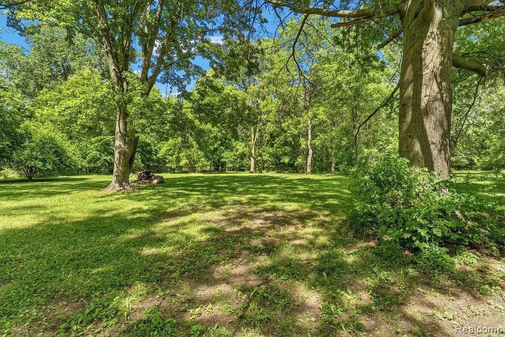 6256 Turner Road Flushing Charter Township MI 48433