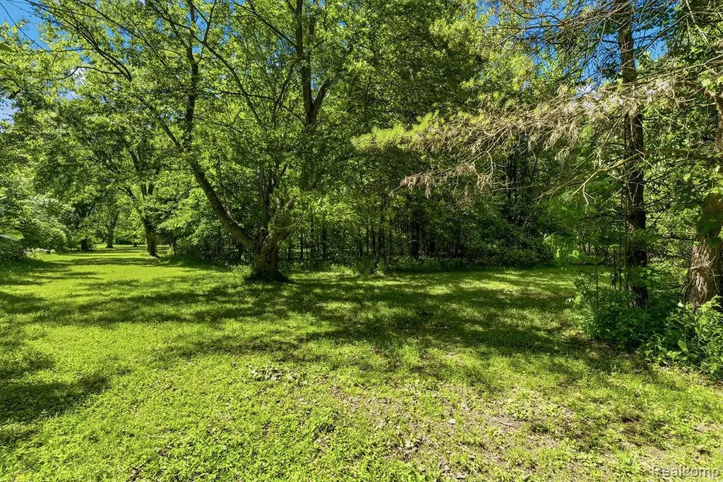 6256 Turner Road Flushing Charter Township MI 48433