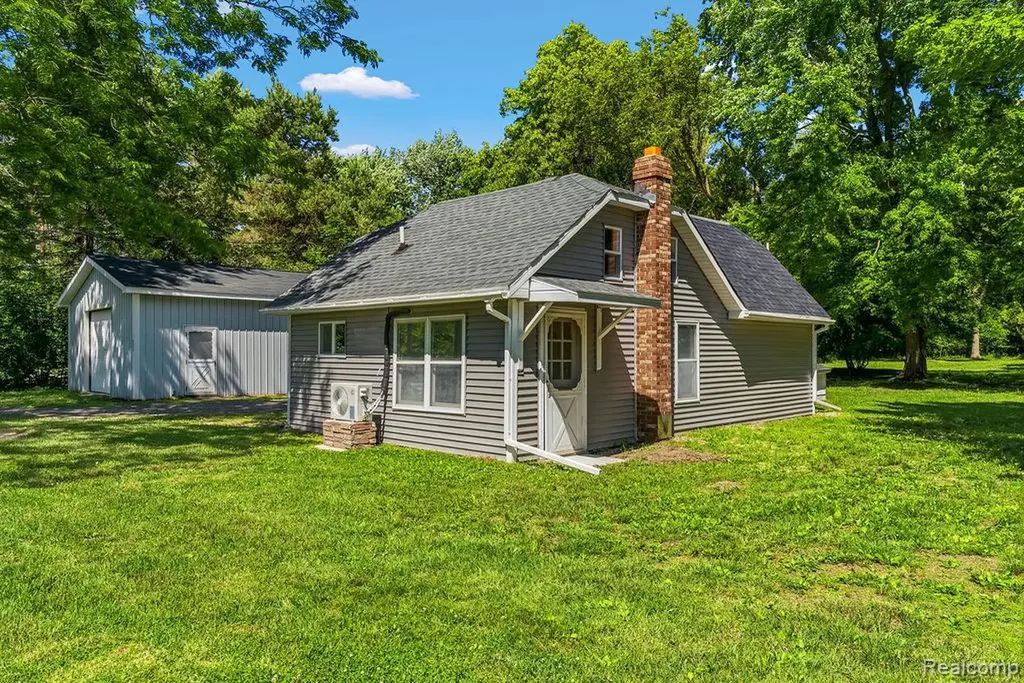 6256 Turner Road Flushing Charter Township MI 48433