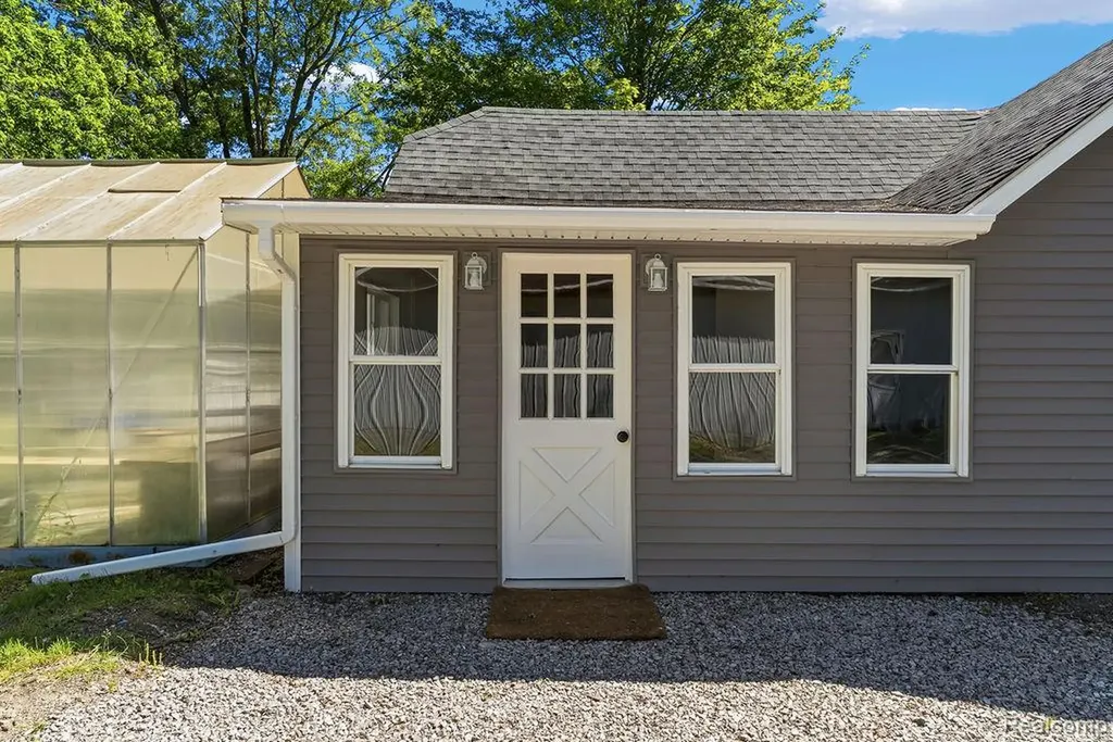 6256 Turner Road Flushing Charter Township MI 48433