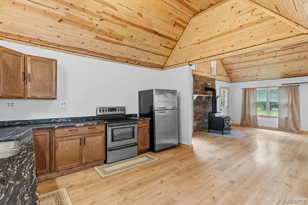 6256 Turner Road Flushing Charter Township MI 48433
