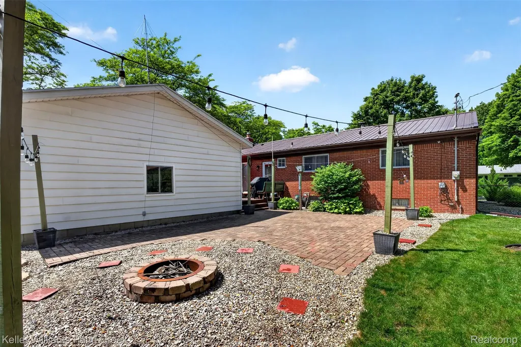 700 Coolidge Drive Midland City MI 48642