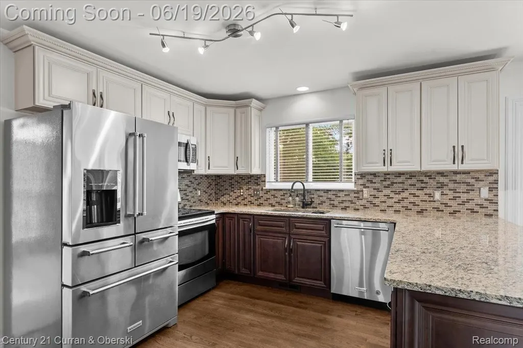 4630 Commerce Woods Drive Commerce Charter Township MI 48382