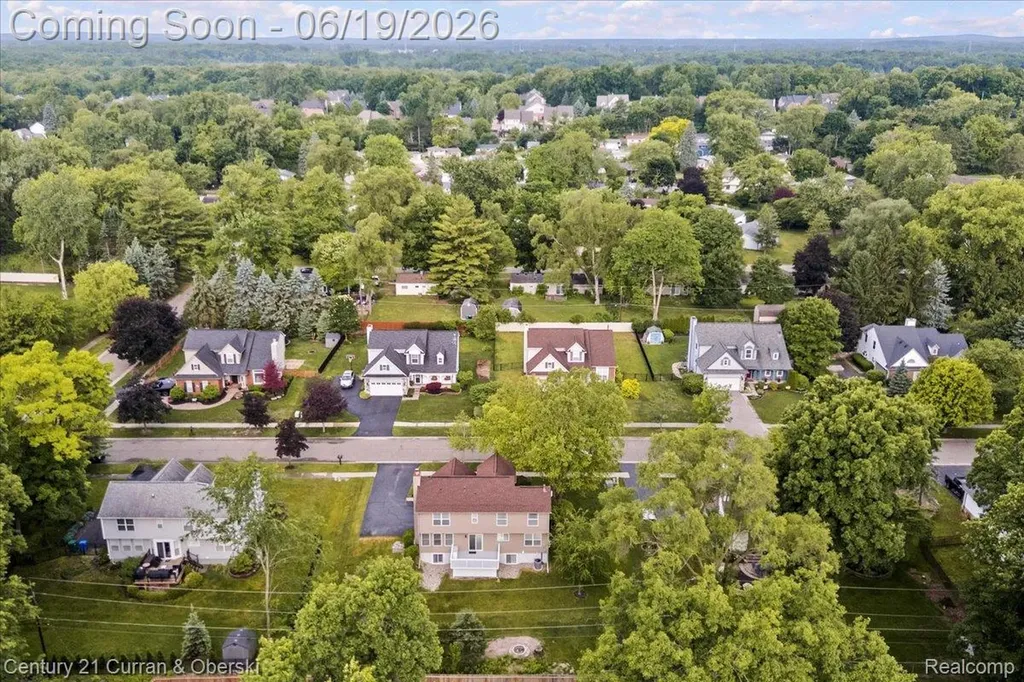 4630 Commerce Woods Drive Commerce Charter Township MI 48382
