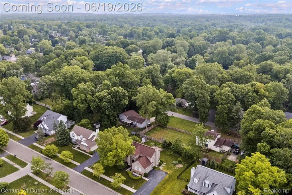 4630 Commerce Woods Drive Commerce Charter Township MI 48382
