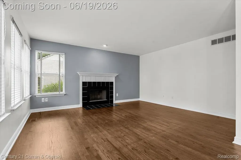 4630 Commerce Woods Drive Commerce Charter Township MI 48382