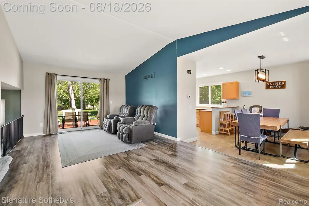 17858 Loranger Street Clinton Charter Township MI 48038