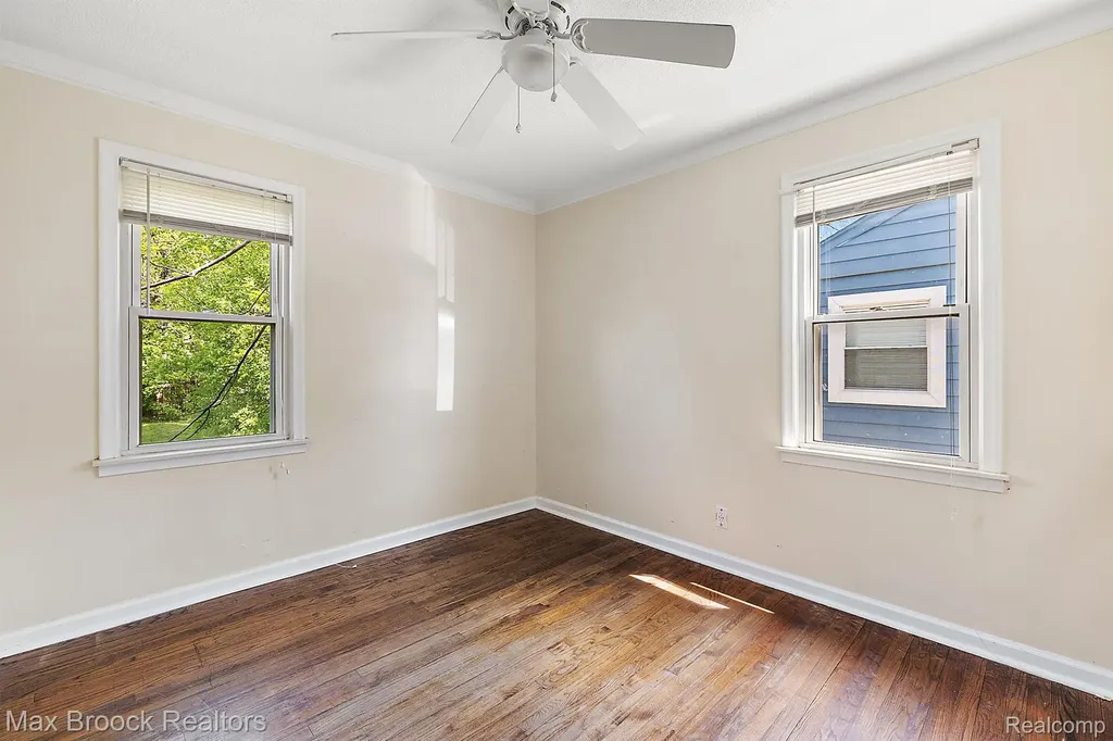 561 Bennett Avenue Ferndale City MI 48220