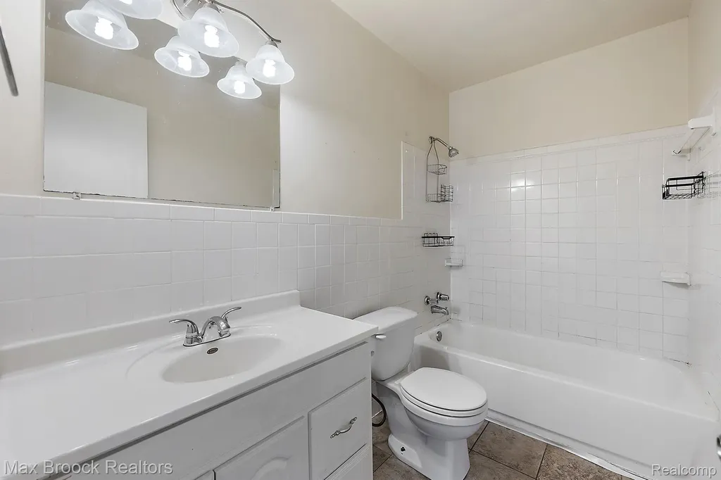 561 Bennett Avenue Ferndale City MI 48220