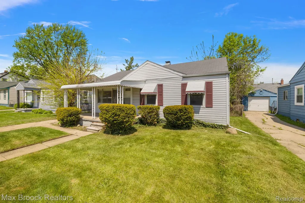 561 Bennett Avenue Ferndale City MI 48220