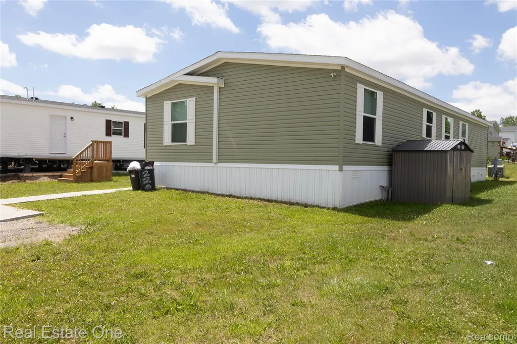 220 Borman Avenue Flushing City MI 48433