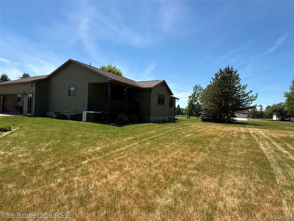5484 Columbiaville Road Marathon Township MI 48421