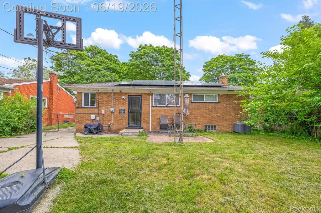 12695 Bramell Street Detroit City MI 48223