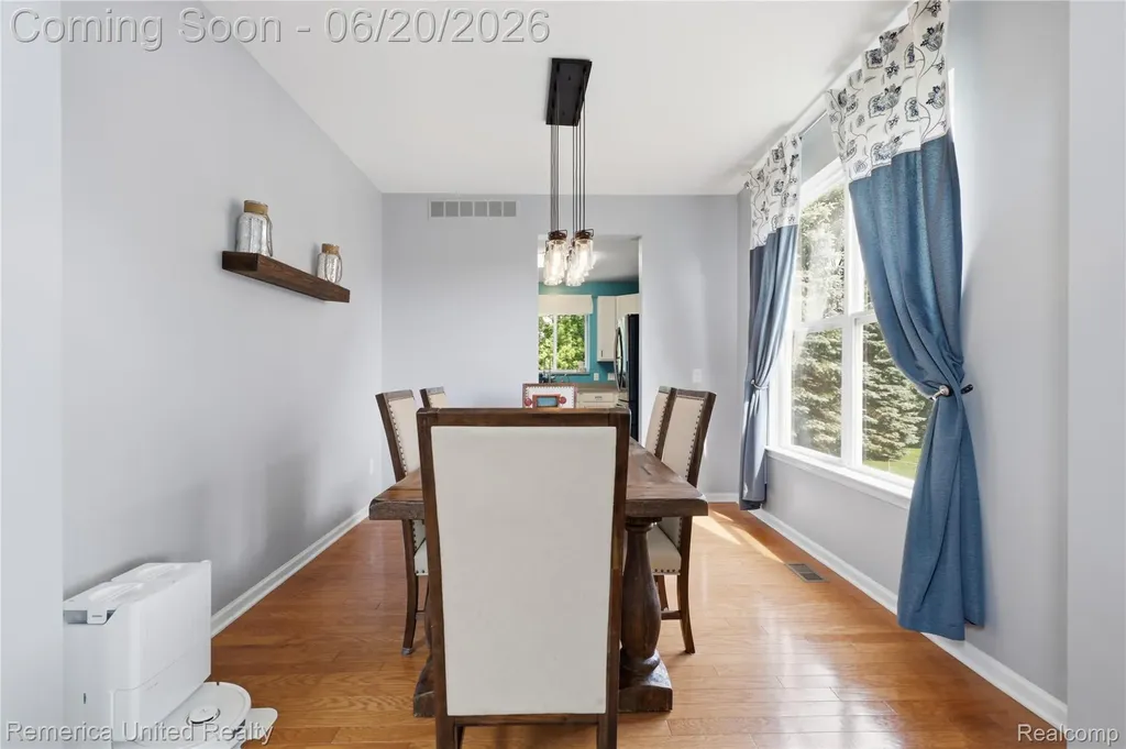 1842 Autumn Glen Drive Hartland Township MI 48843