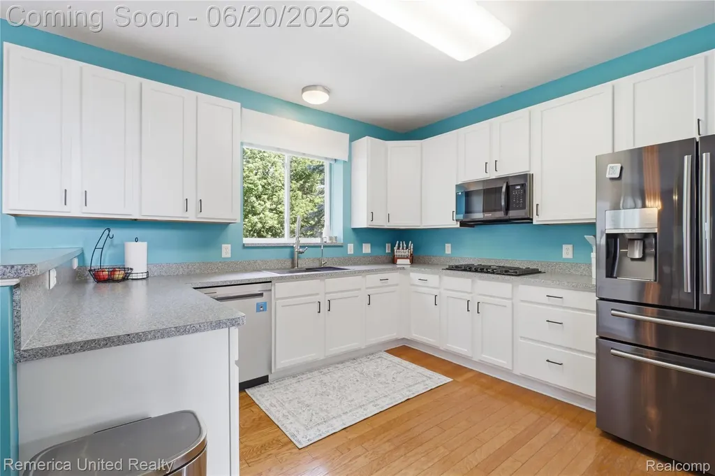 1842 Autumn Glen Drive Hartland Township MI 48843