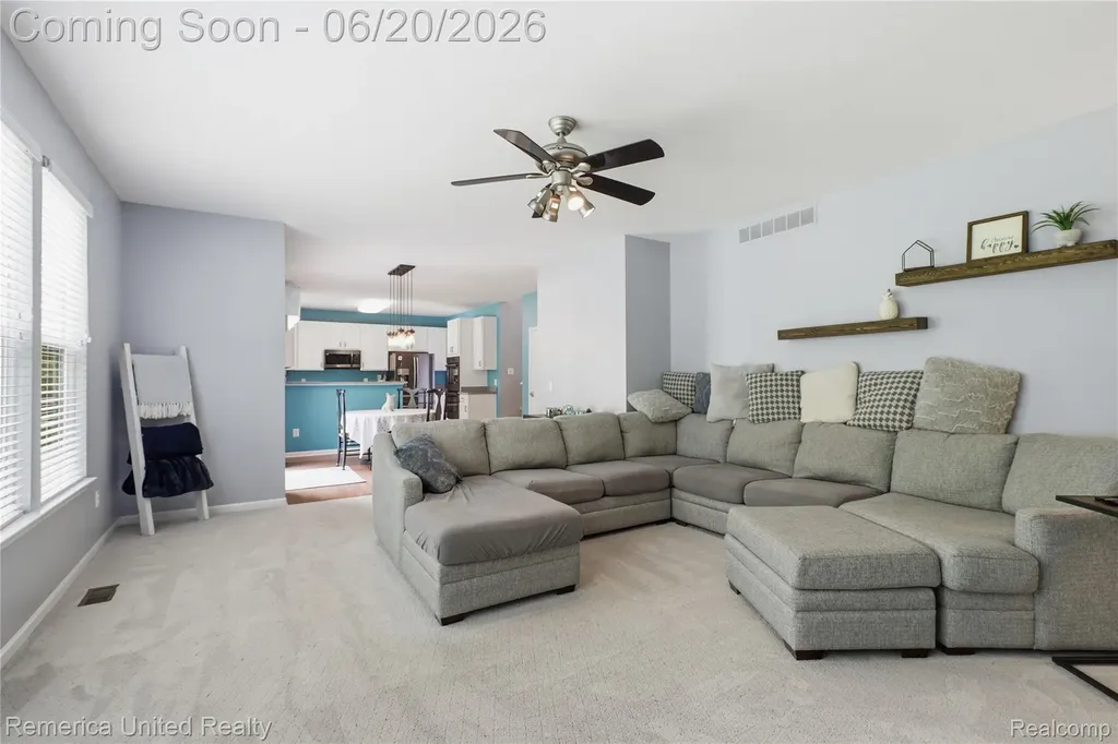 1842 Autumn Glen Drive Hartland Township MI 48843