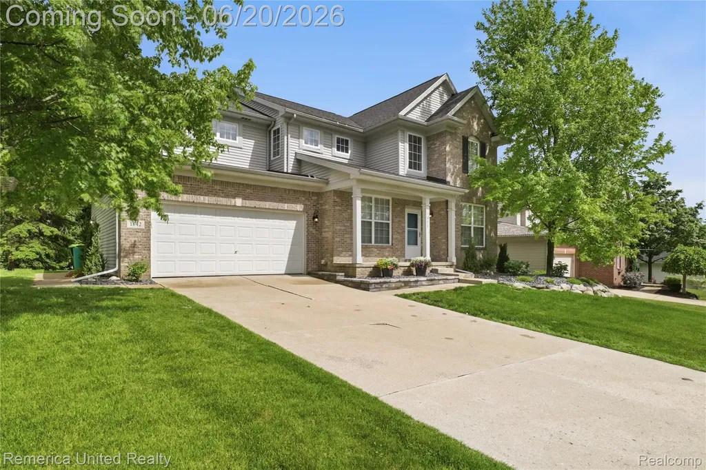 1842 Autumn Glen Drive Hartland Township MI 48843