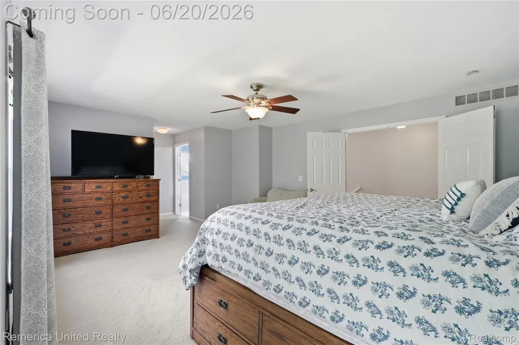 1842 Autumn Glen Drive Hartland Township MI 48843