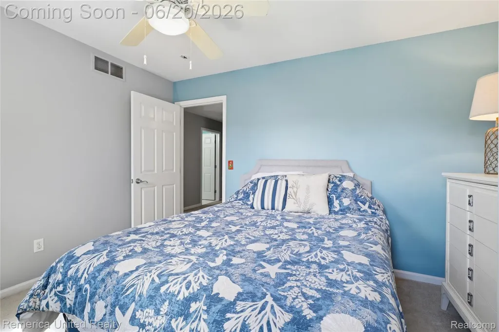 1842 Autumn Glen Drive Hartland Township MI 48843