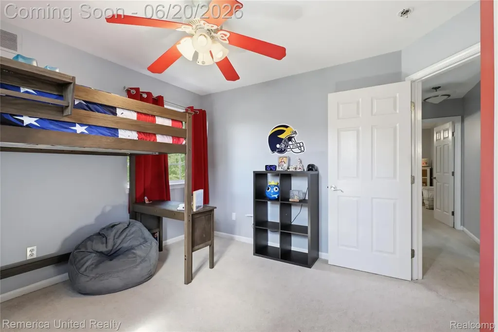 1842 Autumn Glen Drive Hartland Township MI 48843