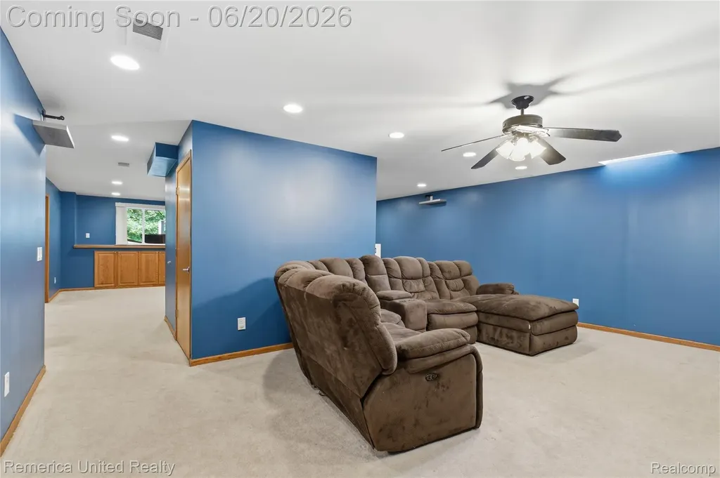 1842 Autumn Glen Drive Hartland Township MI 48843