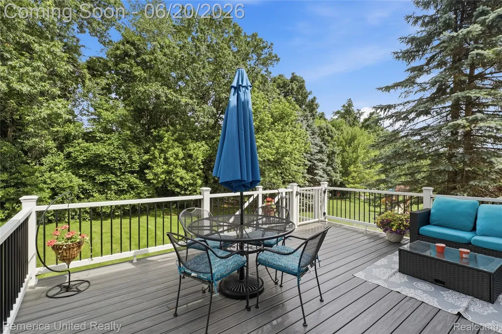 1842 Autumn Glen Drive Hartland Township MI 48843