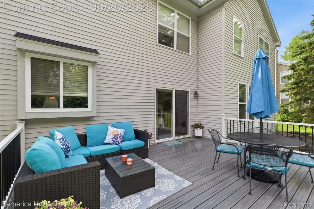 1842 Autumn Glen Drive Hartland Township MI 48843