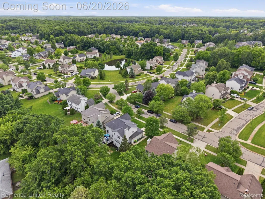 1842 Autumn Glen Drive Hartland Township MI 48843