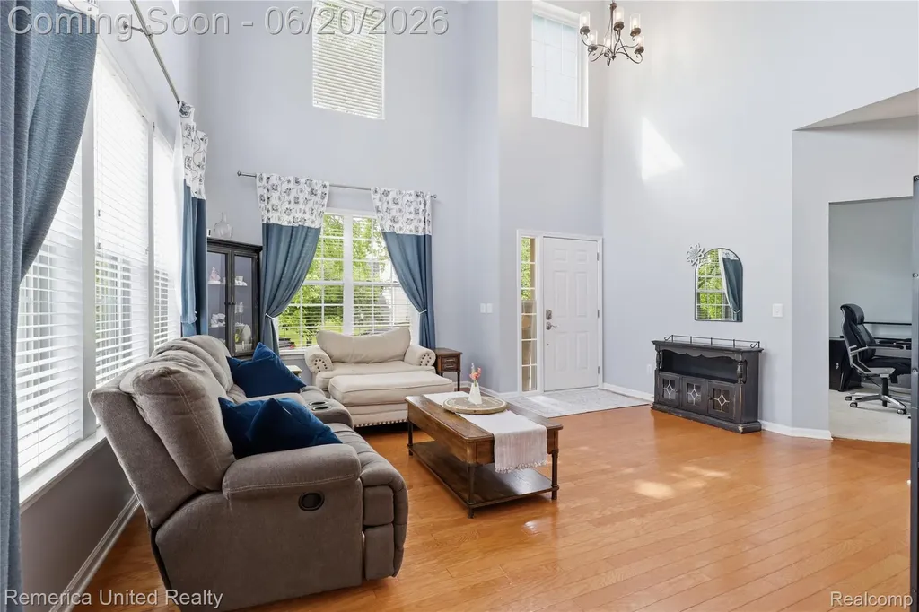 1842 Autumn Glen Drive Hartland Township MI 48843