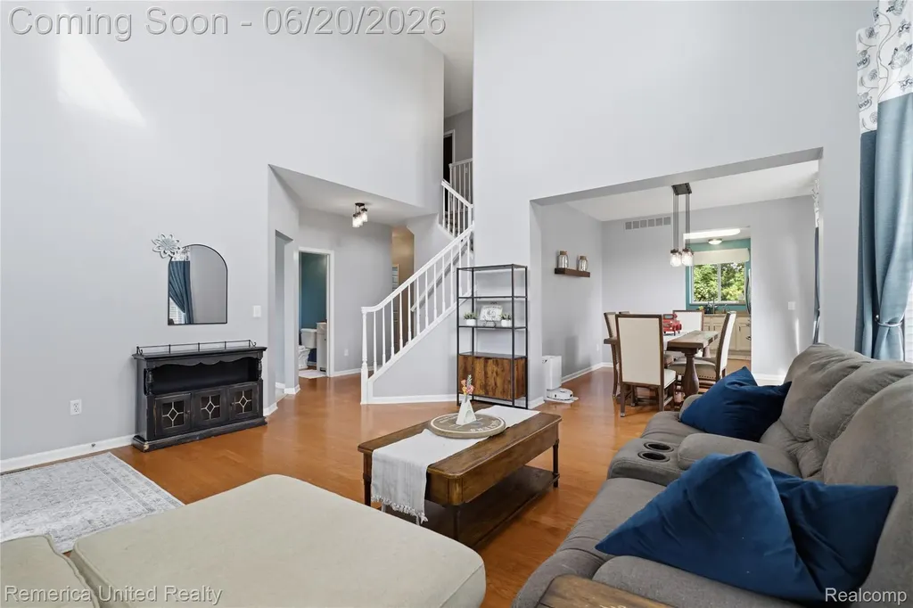 1842 Autumn Glen Drive Hartland Township MI 48843