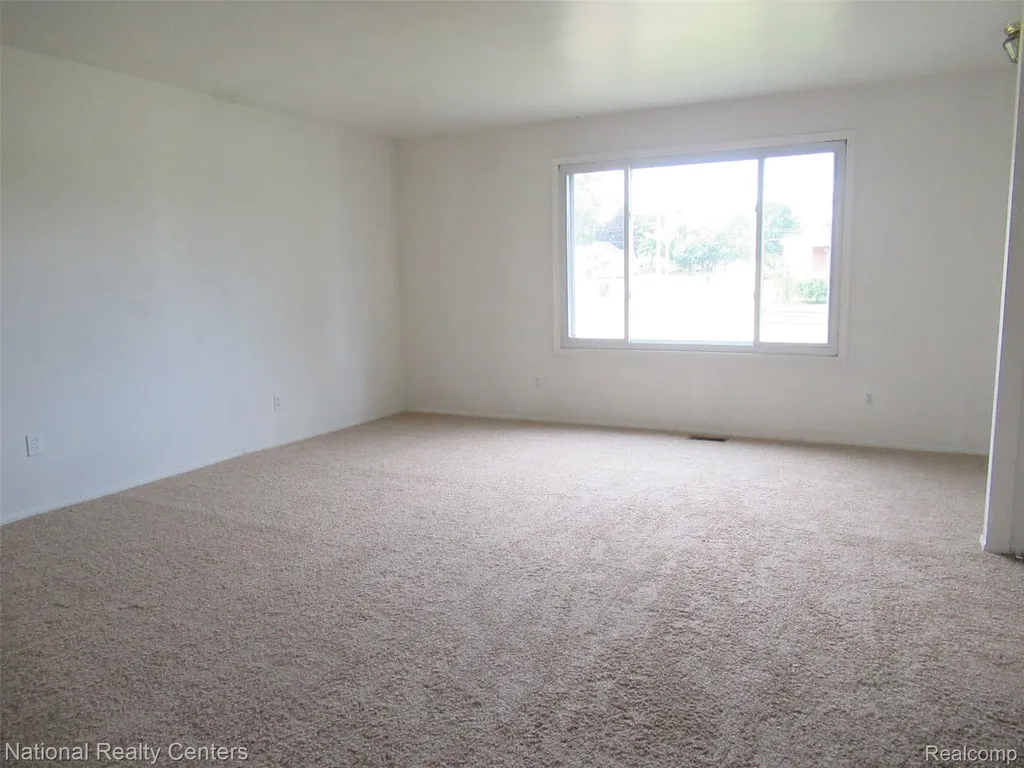 2687 Wilshire Street Westland City MI 48186