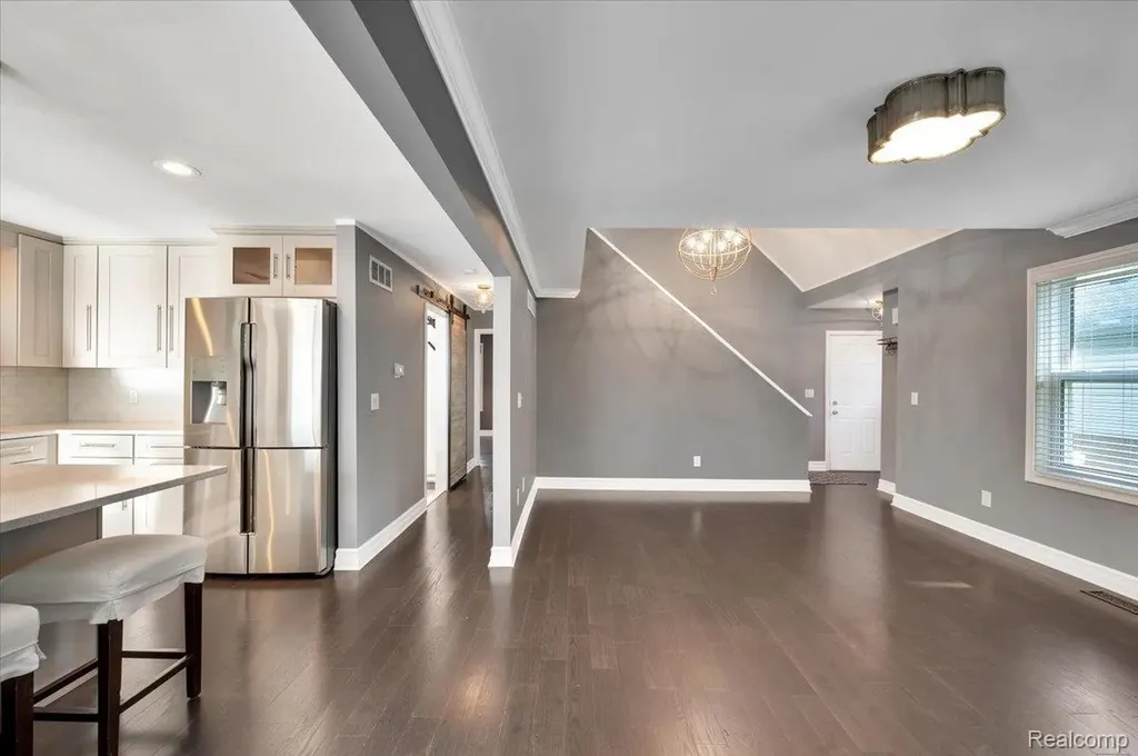 18924 Melvin Avenue Livonia City MI 48152