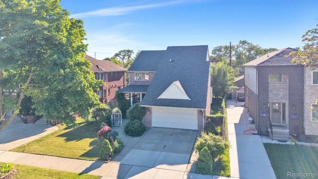 7511 Orchard Avenue Dearborn City MI 48126