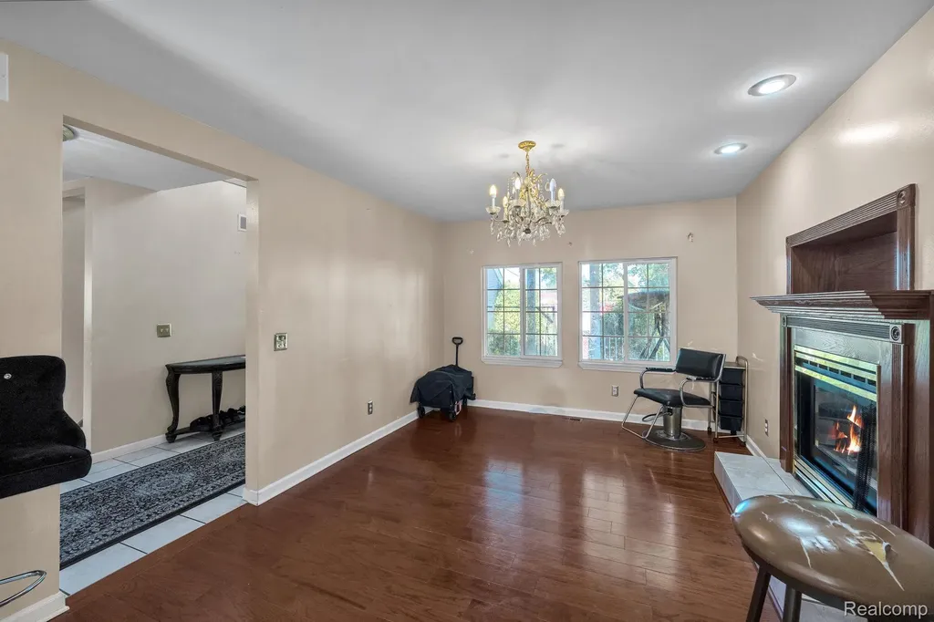 7511 Orchard Avenue Dearborn City MI 48126