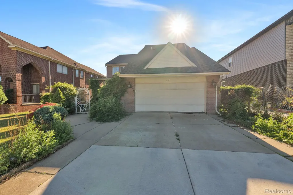 7511 Orchard Avenue Dearborn City MI 48126