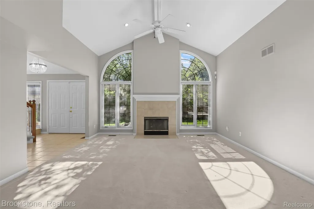 16981 Sandstone Circle Macomb Township MI 48042