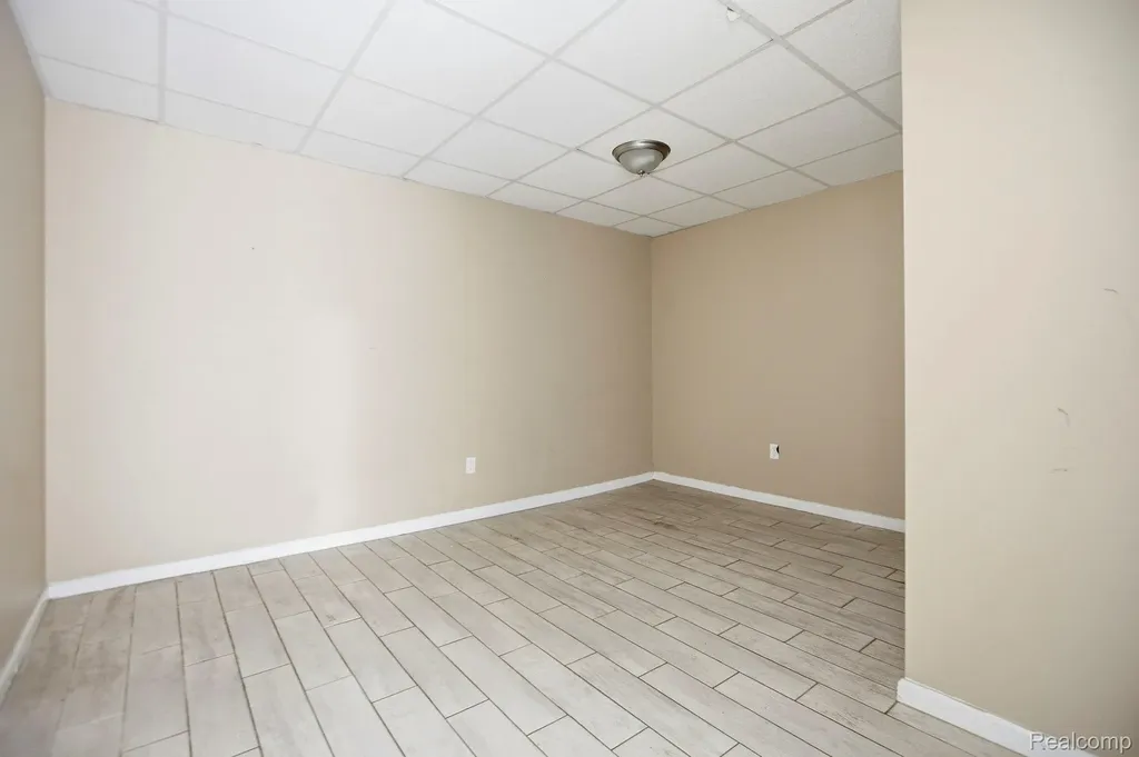 13233 La Salle Boulevard Detroit City MI 48238