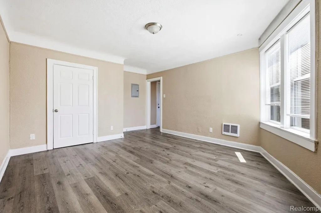 13233 La Salle Boulevard Detroit City MI 48238