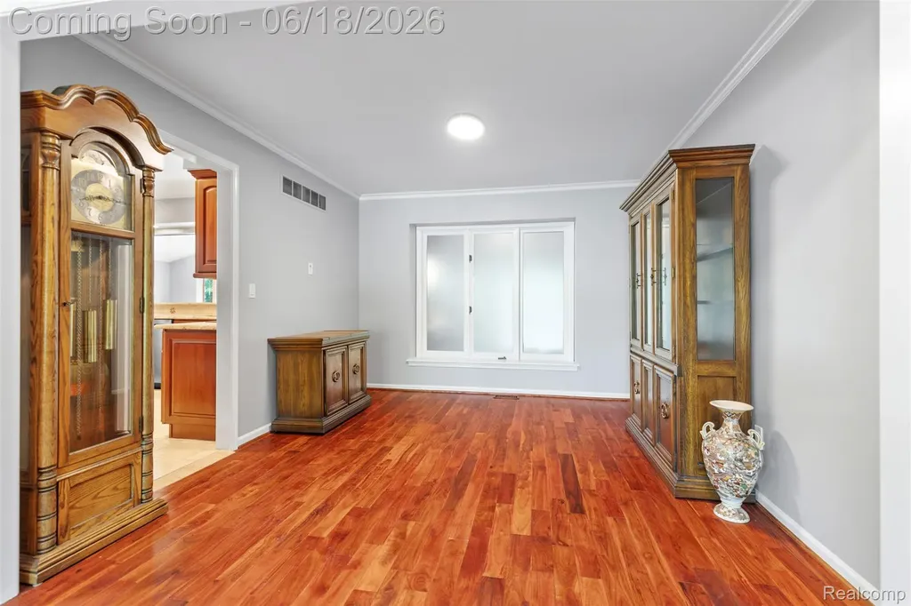 11295 Hillcrest Drive Plymouth Charter Township MI 48170