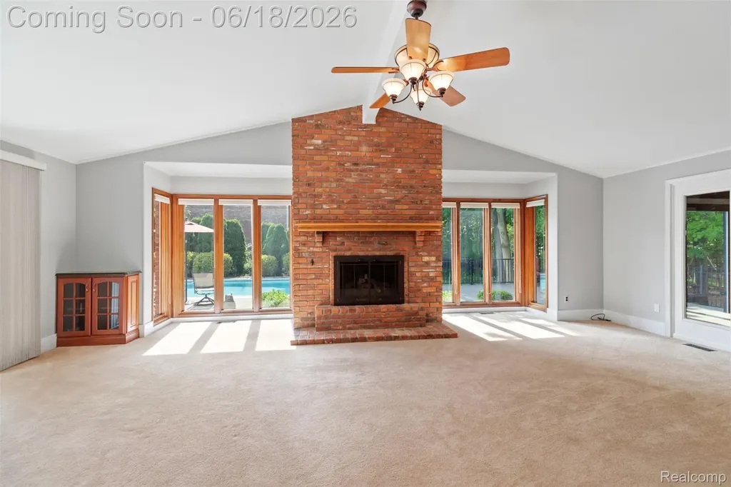 11295 Hillcrest Drive Plymouth Charter Township MI 48170