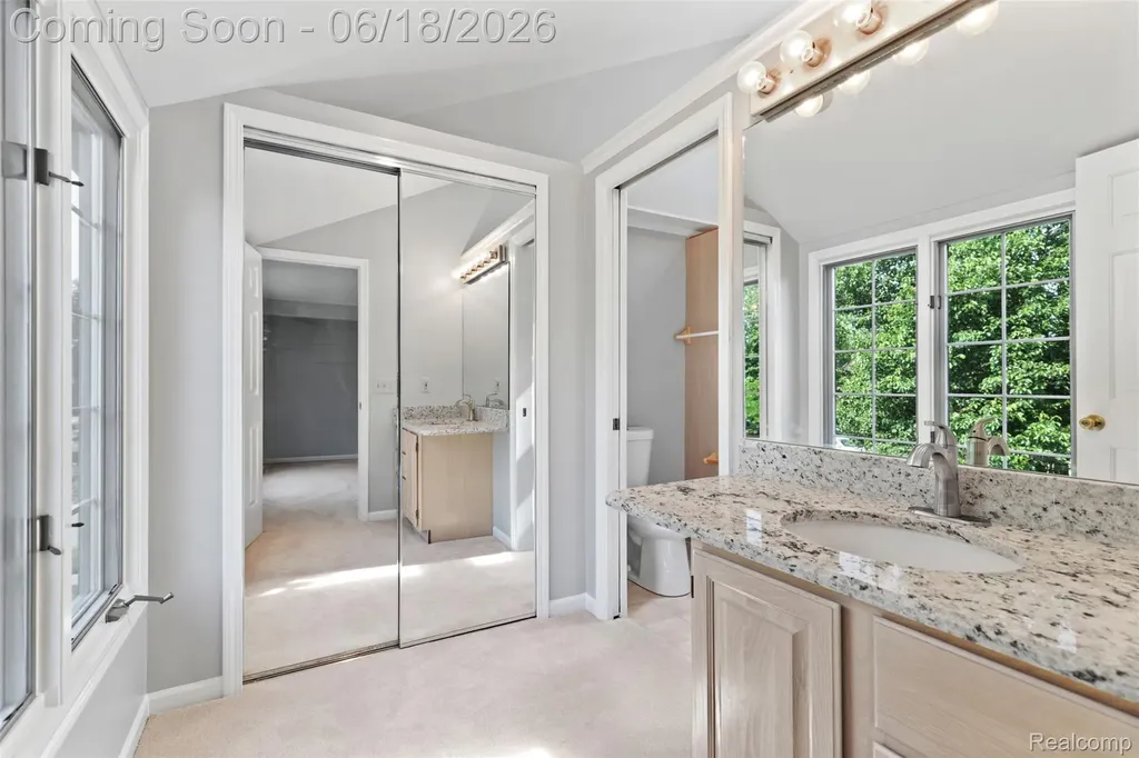 11295 Hillcrest Drive Plymouth Charter Township MI 48170