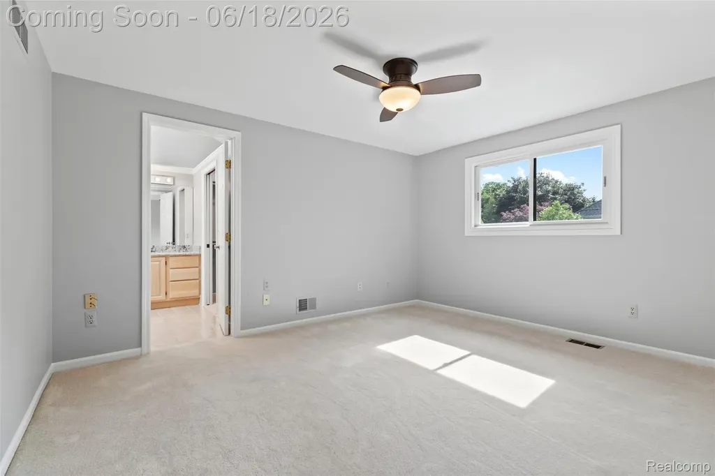 11295 Hillcrest Drive Plymouth Charter Township MI 48170