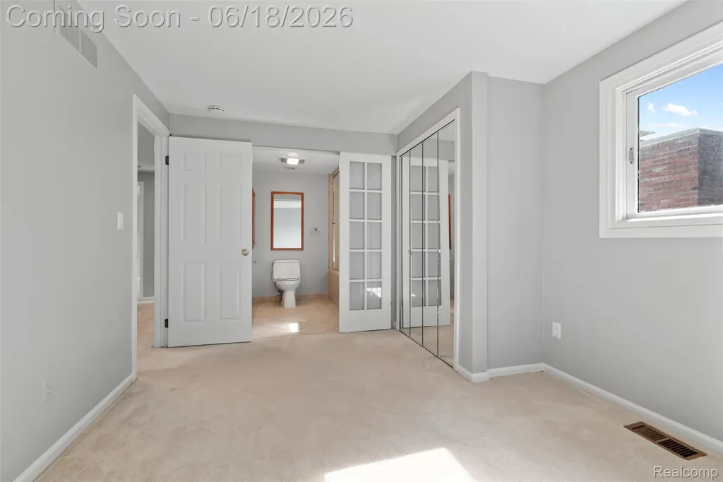 11295 Hillcrest Drive Plymouth Charter Township MI 48170