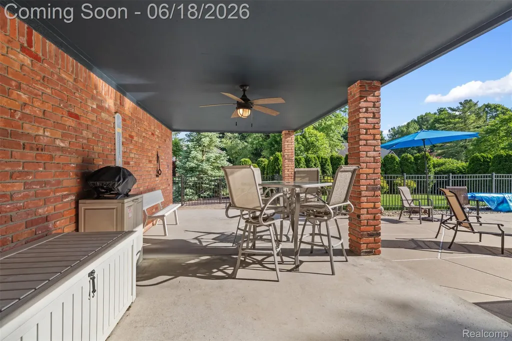 11295 Hillcrest Drive Plymouth Charter Township MI 48170