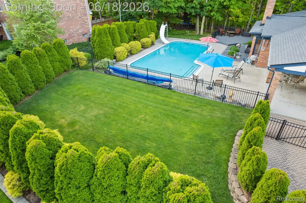 11295 Hillcrest Drive Plymouth Charter Township MI 48170
